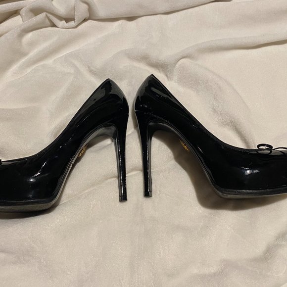 Pour La Victorie Black Patent Leather Platform Heels - Picture 5 of 11